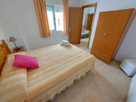 Apartamento planta baja en el centro de Nerja con terraza